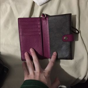 COACH WALLET WRISTLET